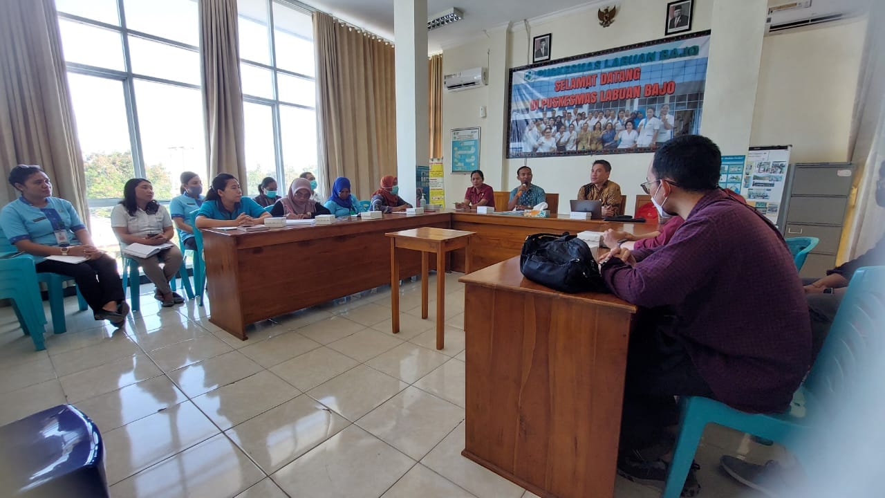 BAPPENAS SAMBANGI PUSKESMAS LABUAN BAJO